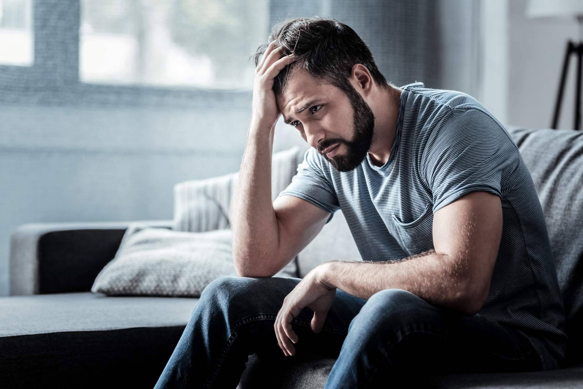 Ansiedad y depresión; ¿cuáles son sus características, síntomas y causas más comunes?