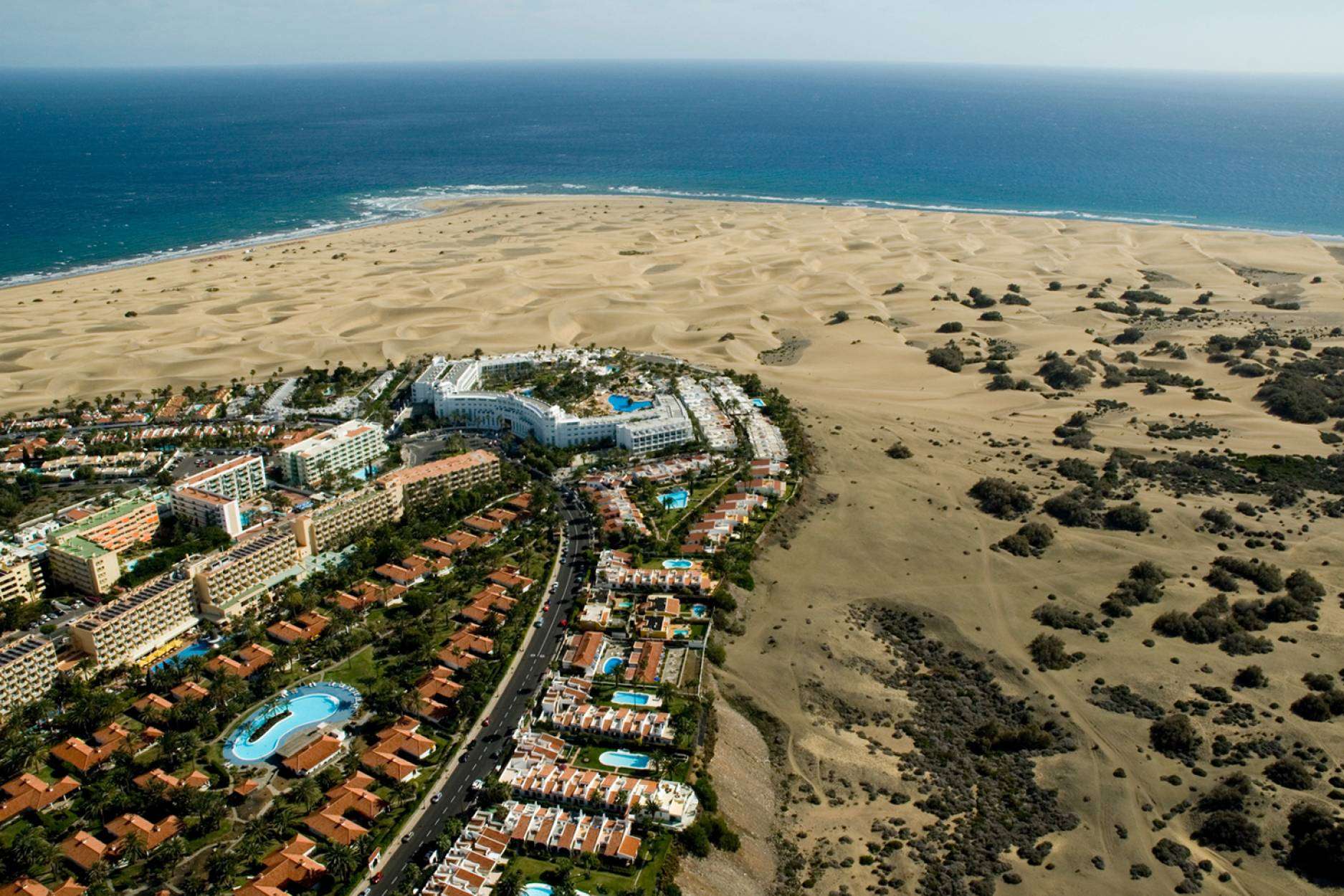 Los municipios de la AMT Sol y Playa multiplican por 6 sus residentes a lo largo de este verano