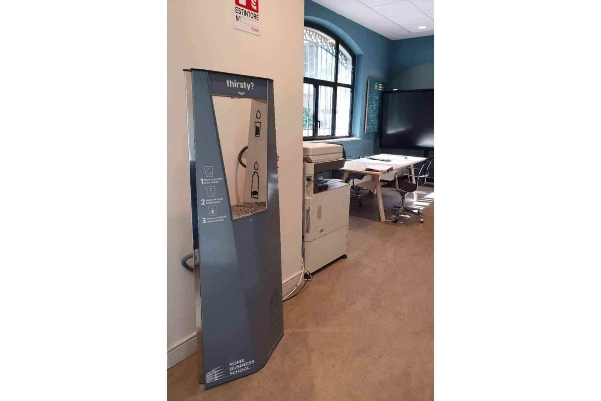 ¿Cuáles son los beneficios de las refilling stations inteligentes de Jibu H2O?