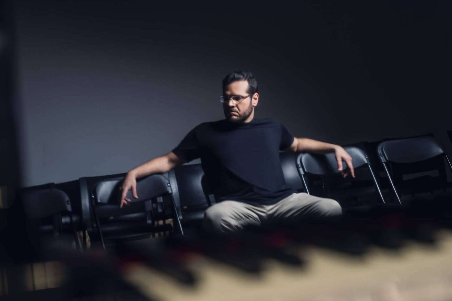 Mongibello Island, el álbum debut del pianista Andre JahJah inspirado en El talento de Mr. Ripley, ya está disponible