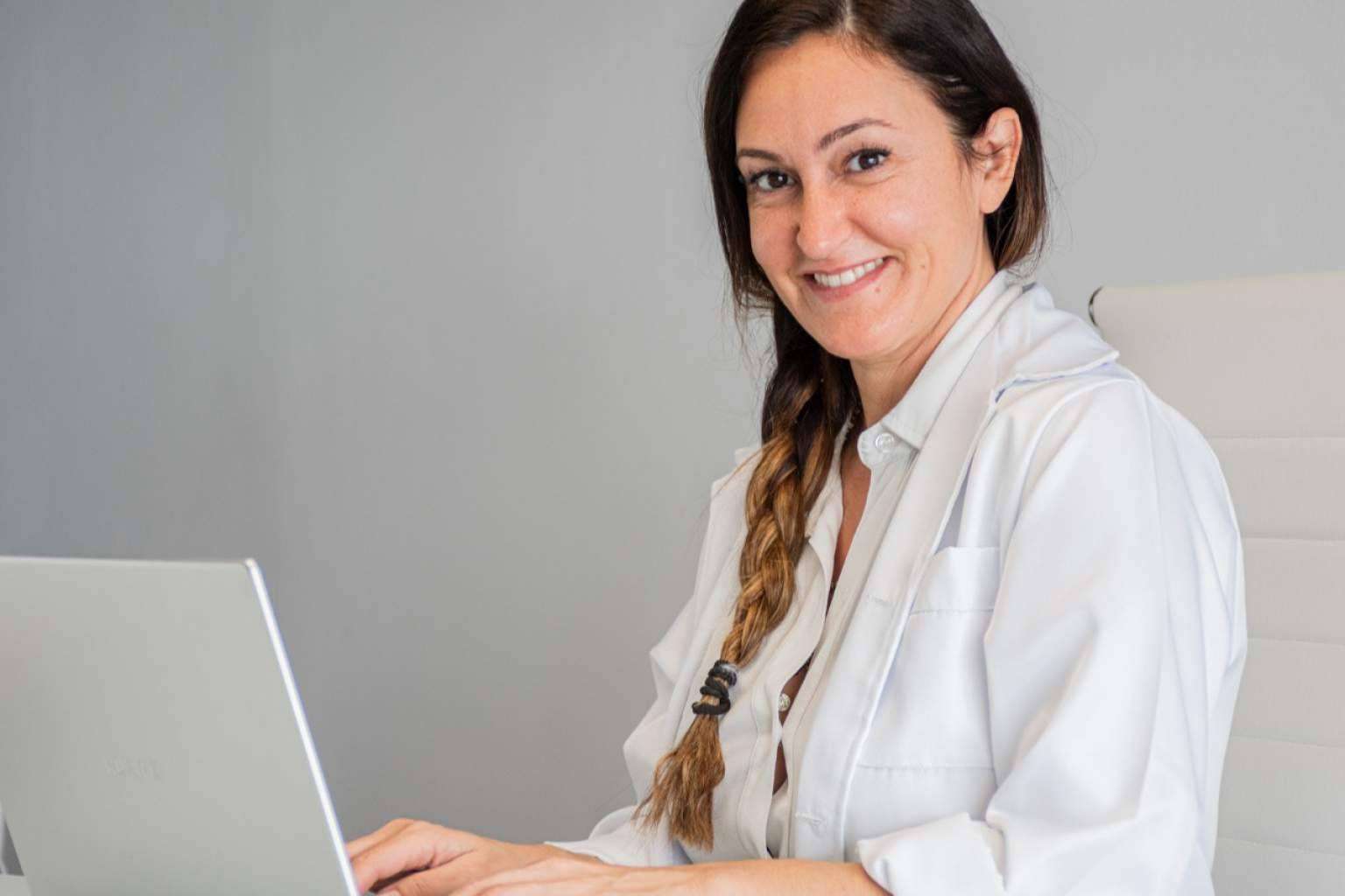Alicia Alfonso, la directora de Dermopigmentación Clínica, toda una referente en el sector