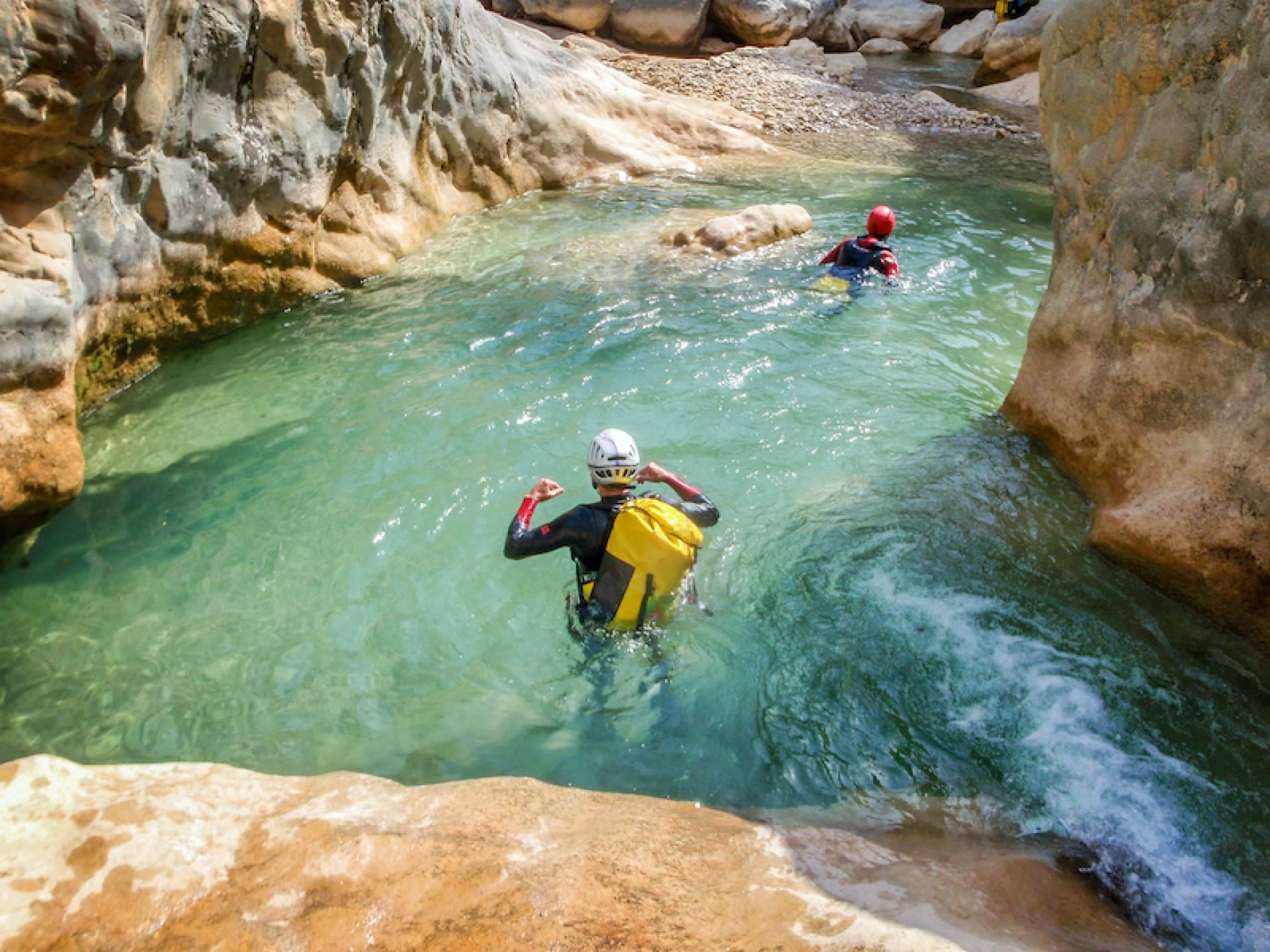 Disfrutar del barranquismo en los cañones de la Sierra de Guara en España