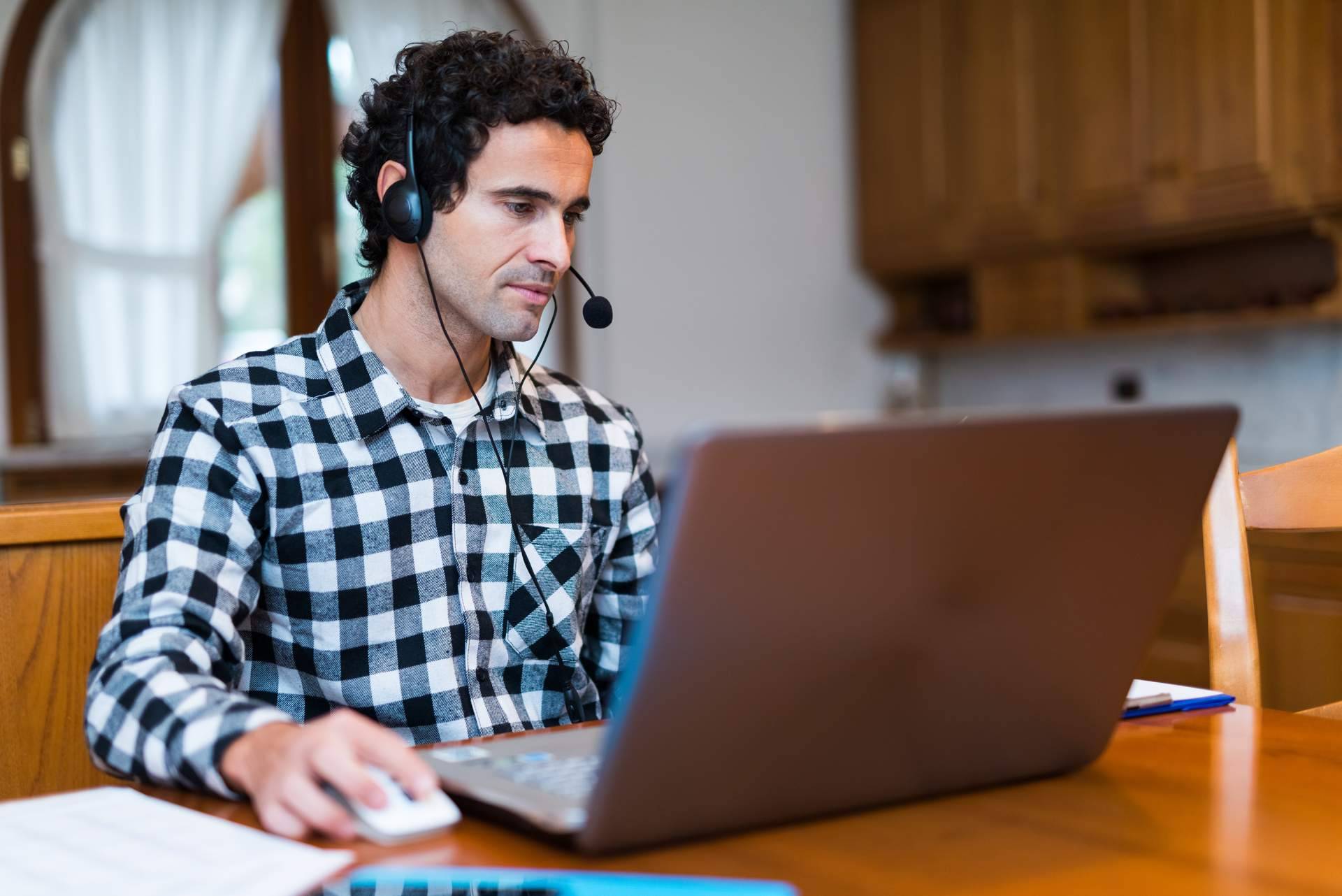 Productividad al máximo. ¿Cuáles son los imprescindibles para teletrabajar?