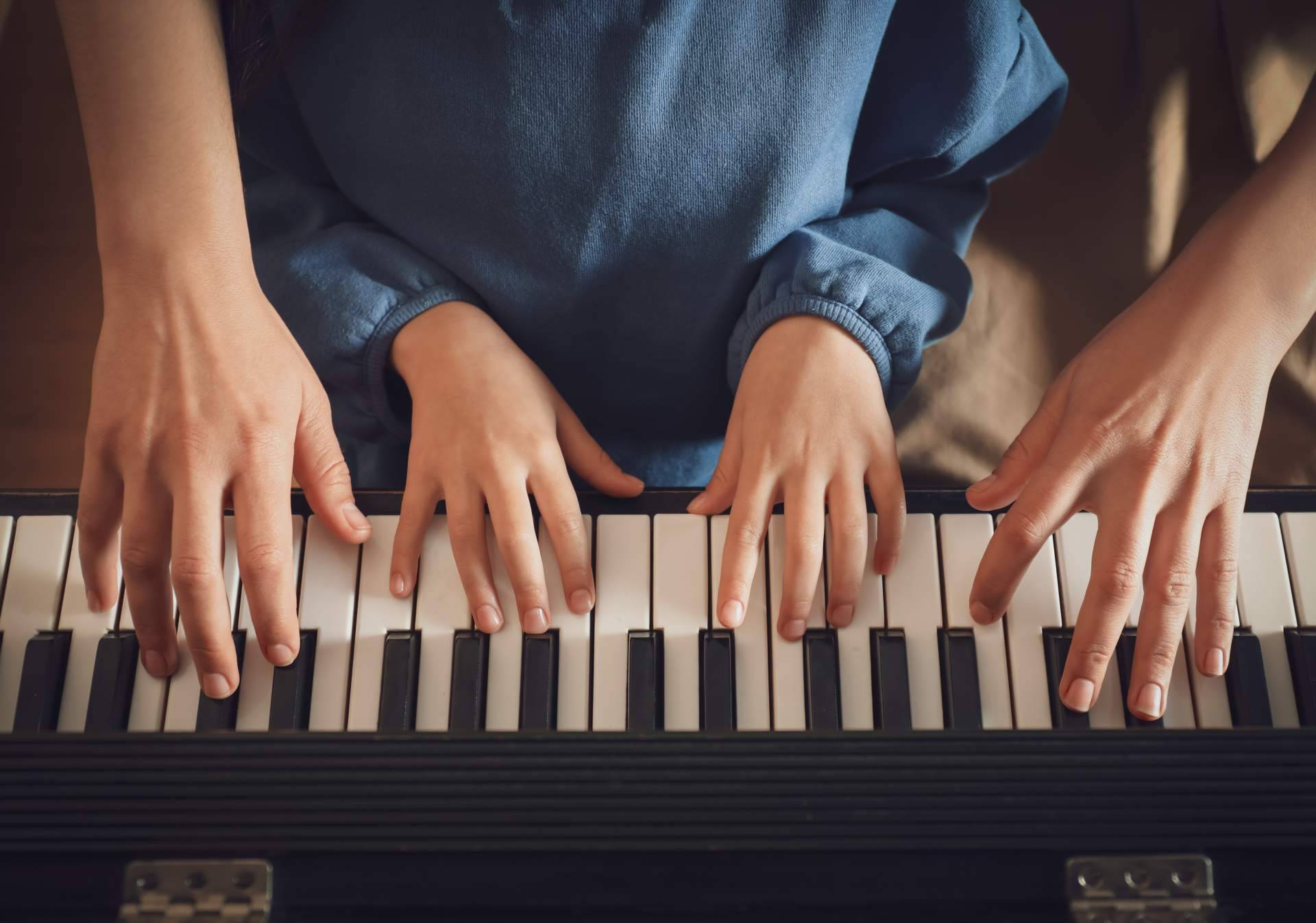 Escuela de Música La Clave firma un acuerdo con Rockschool