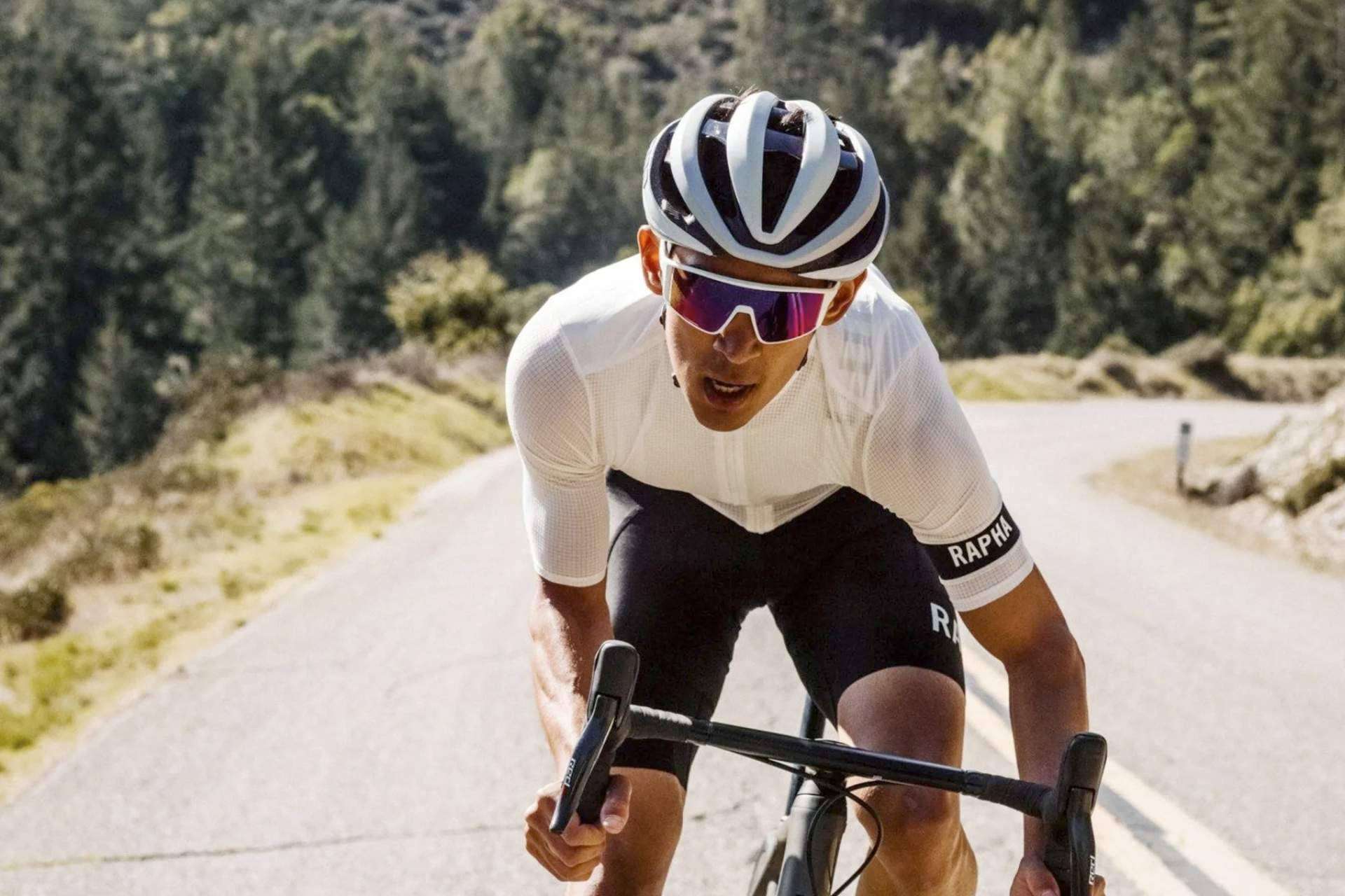 Sanferbike y sus gafas de ciclismo que se adaptan a diferentes tipos de luz