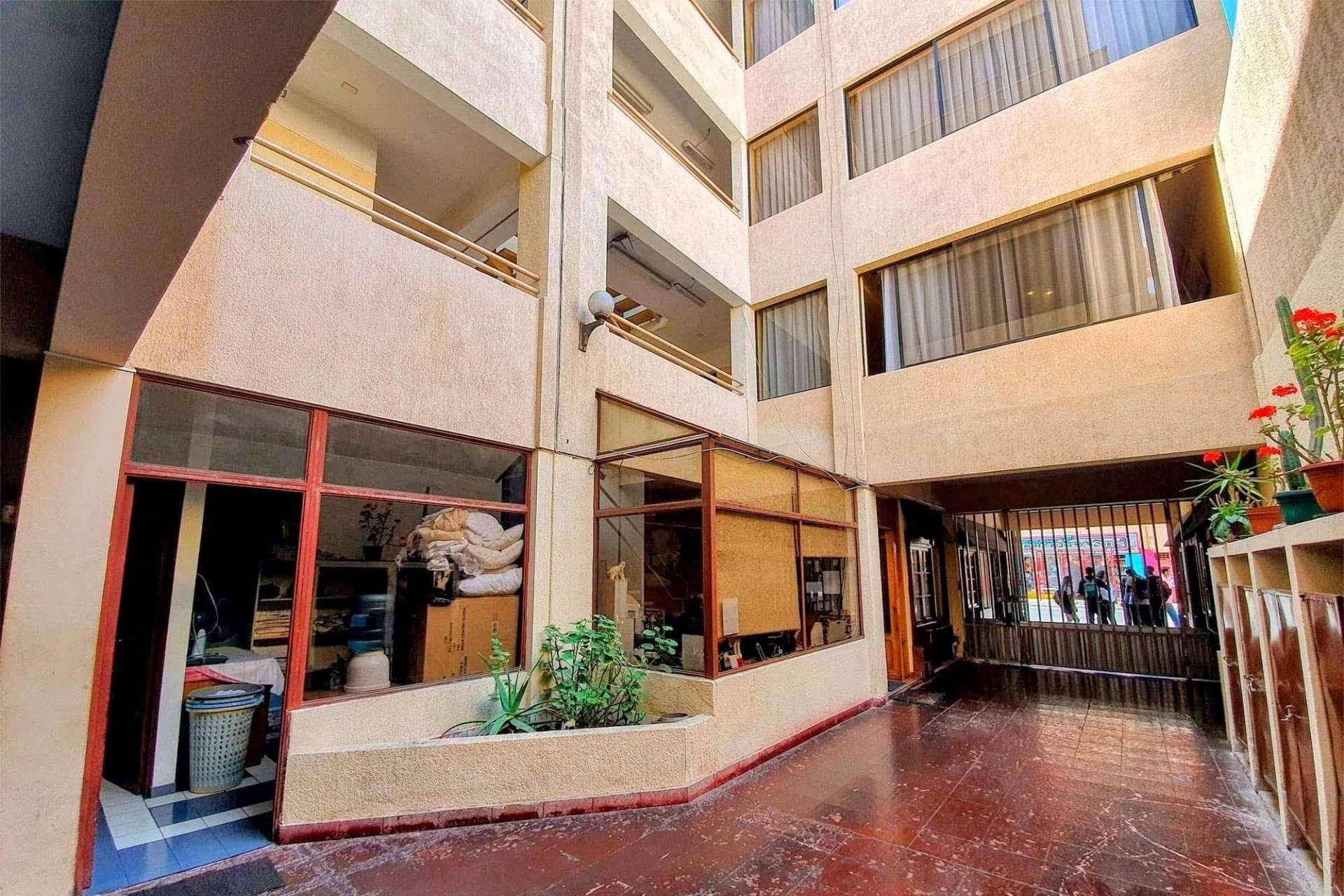 Alojamiento en el Hotel Antofagasta Centro con estacionamiento incluido