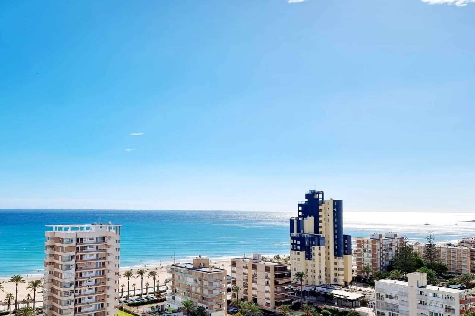 Cómo encontrar y comprar Villas en La Costa Blanca con Home Target