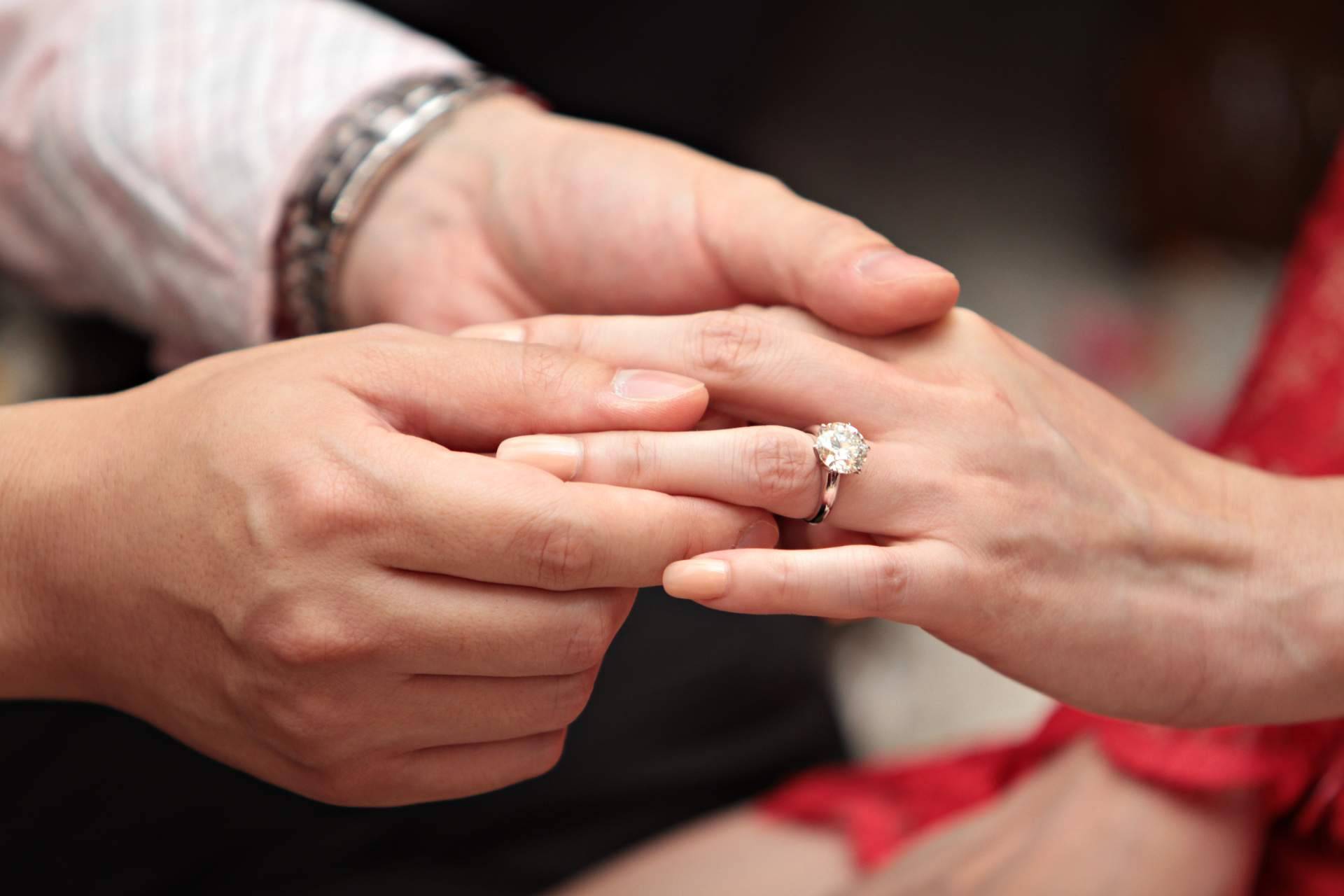 BMG Diamonds, especialistas en anillos de compromiso con diamantes muy especiales