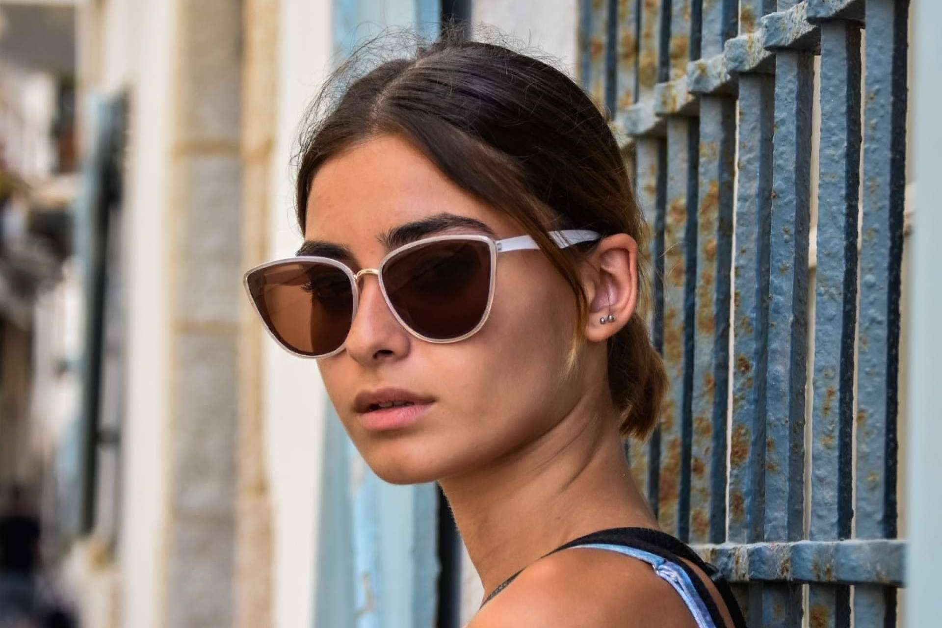 Charly Therapy y su colección de gafas de sol