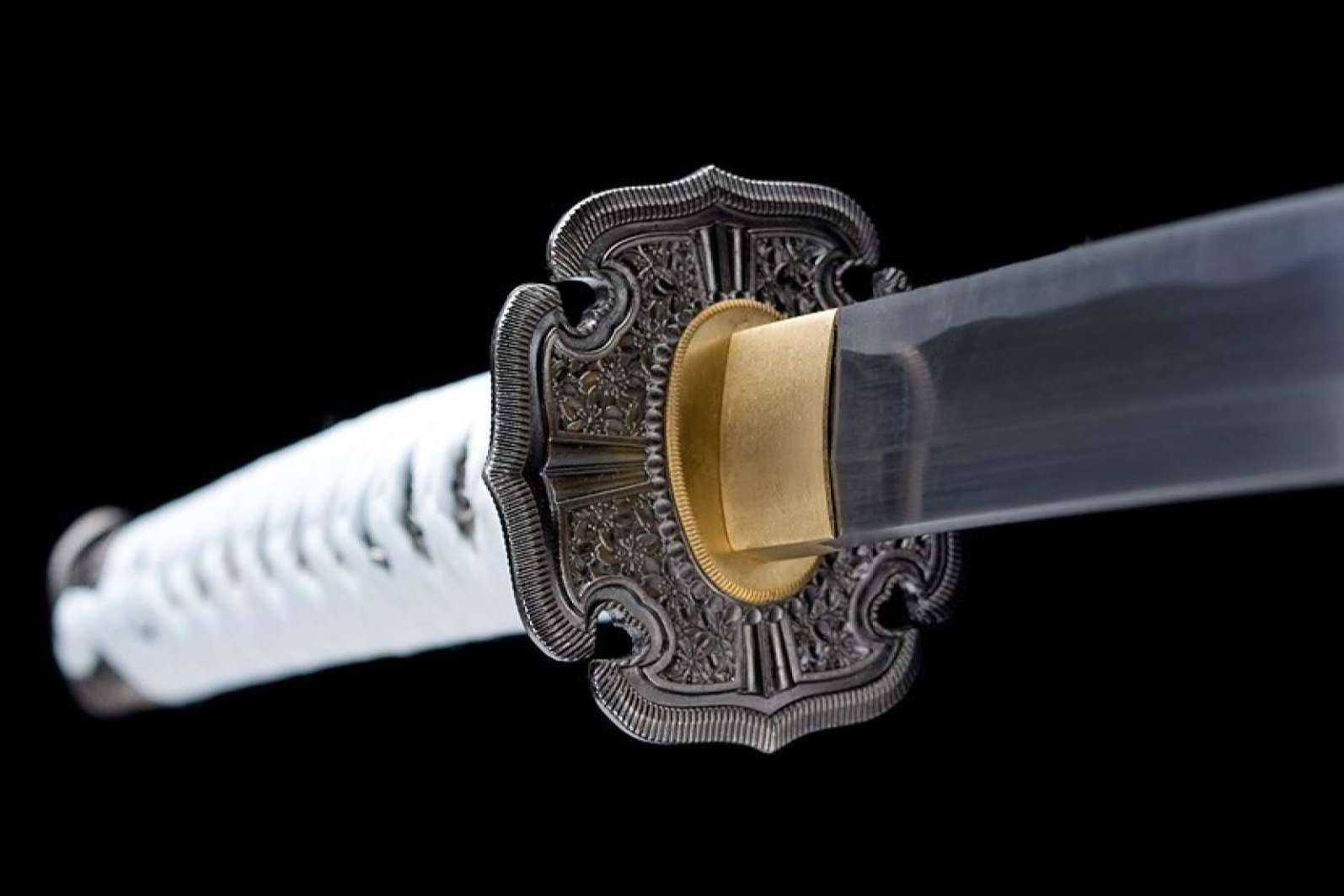 La máxima calidad garantizada en la compra de katanas afiladas en KatanaMart