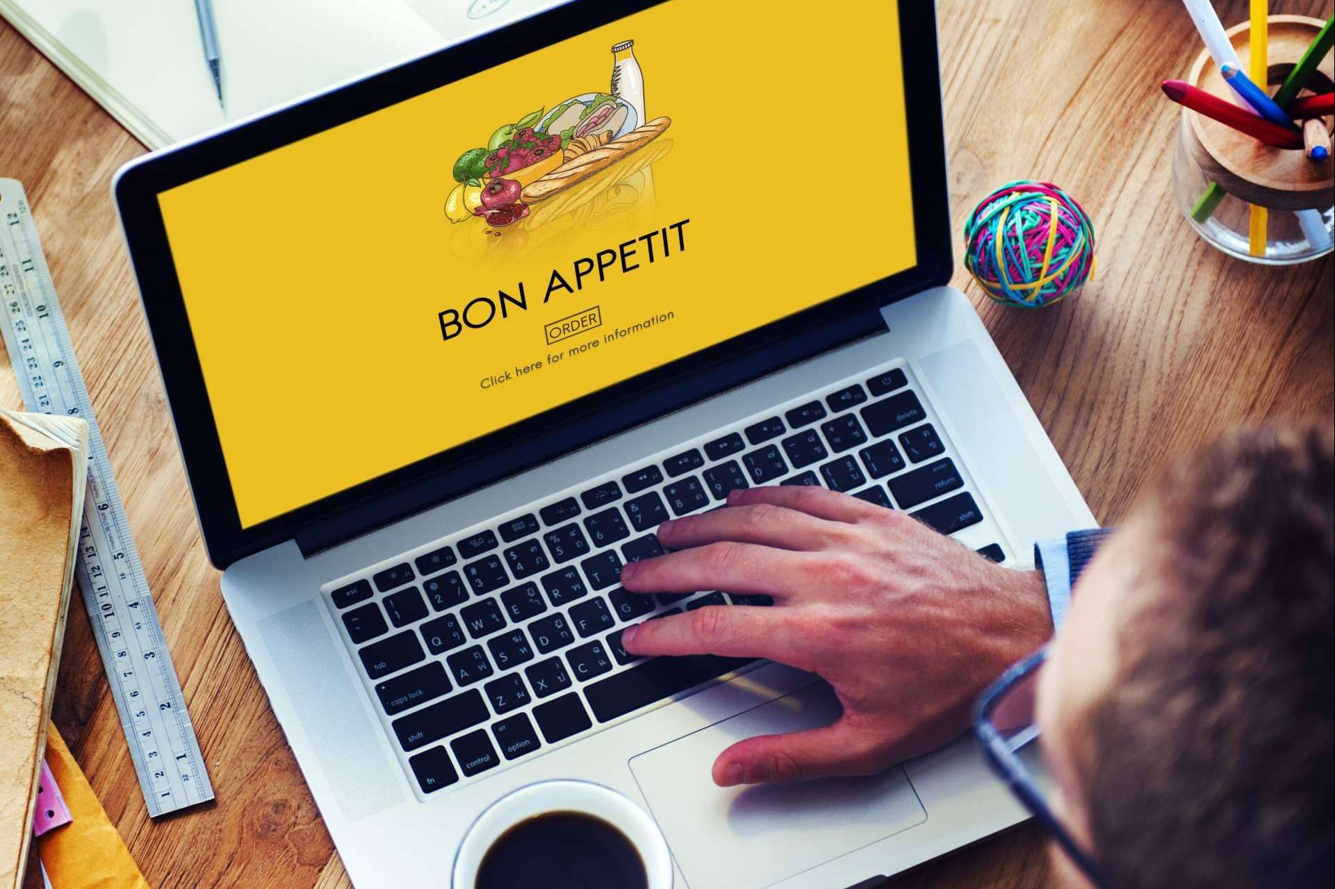 Un recorrido por los mejores programas de hostelería para mejorar un negocio