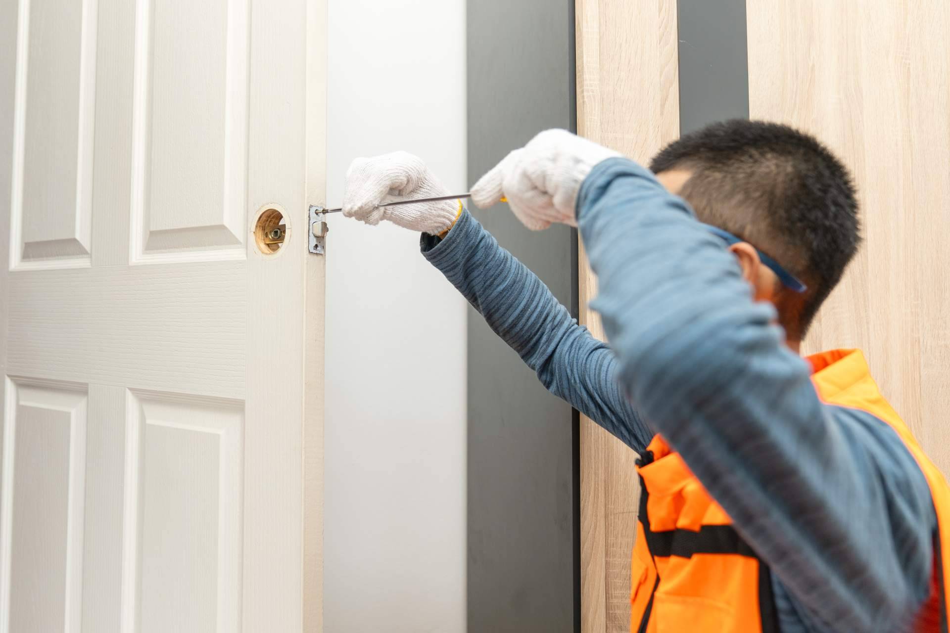 ¿Por qué es vital contar con expertos en apertura de puertas en casos de pérdida de llaves?, Cerrajeros Escuderos