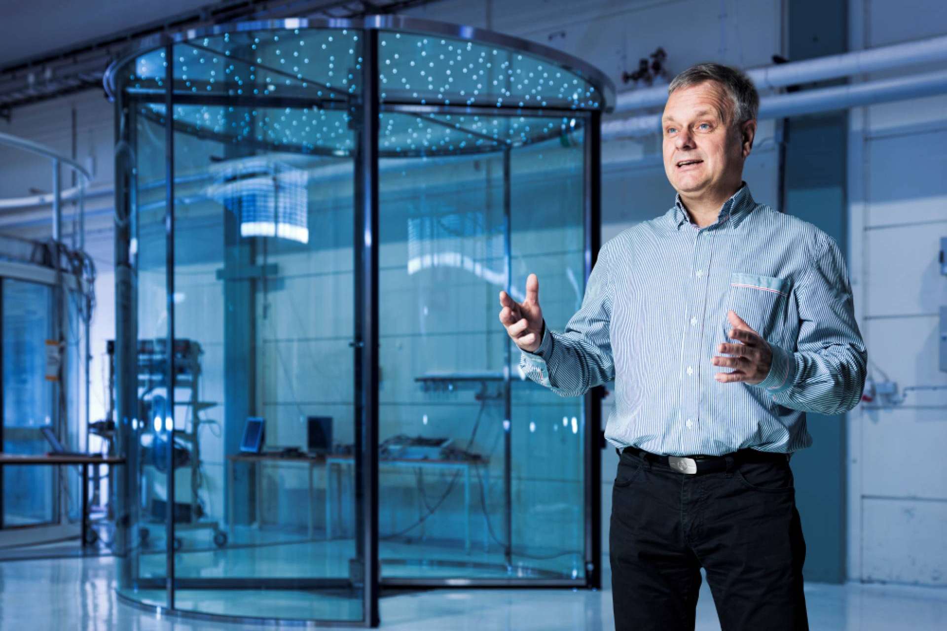 Servicio de asesoramiento para arquitectos con ASSA ABLOY; soluciones industriales y peatonales