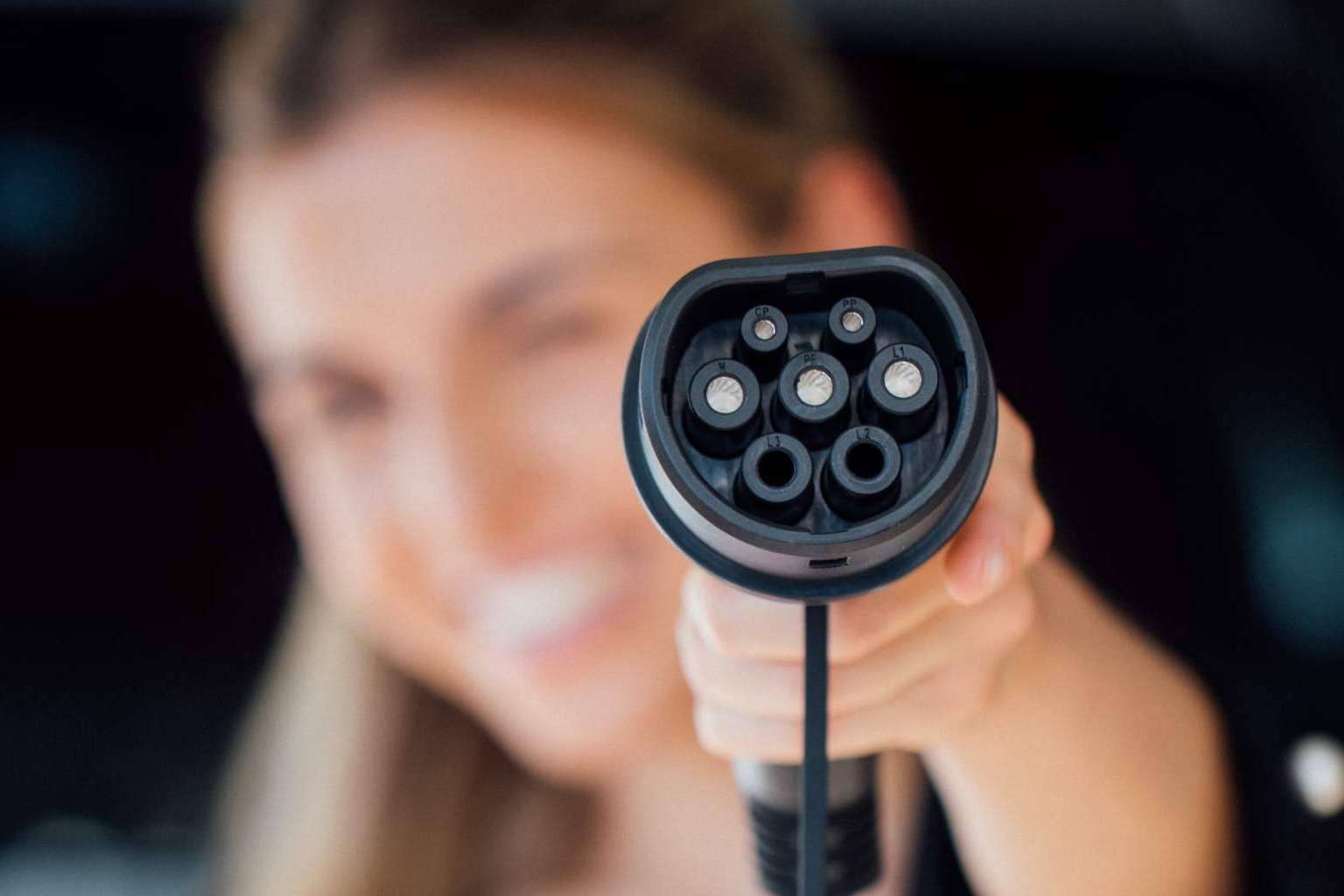 Ecotech garantiza un futuro más sostenible con los cargadores para coche eléctrico