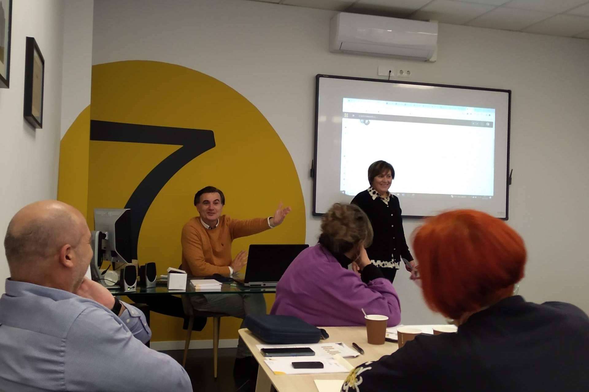 El Siete Formación destaca por su servicio a medida entre todas las consultoras RRHH y formación de Galicia