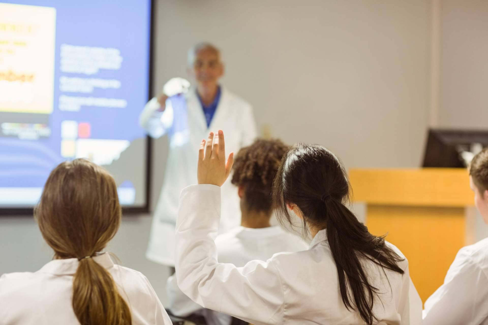Legaliza tu Título agiliza trámites para los españoles que deseen trabajar o estudiar en el extranjero