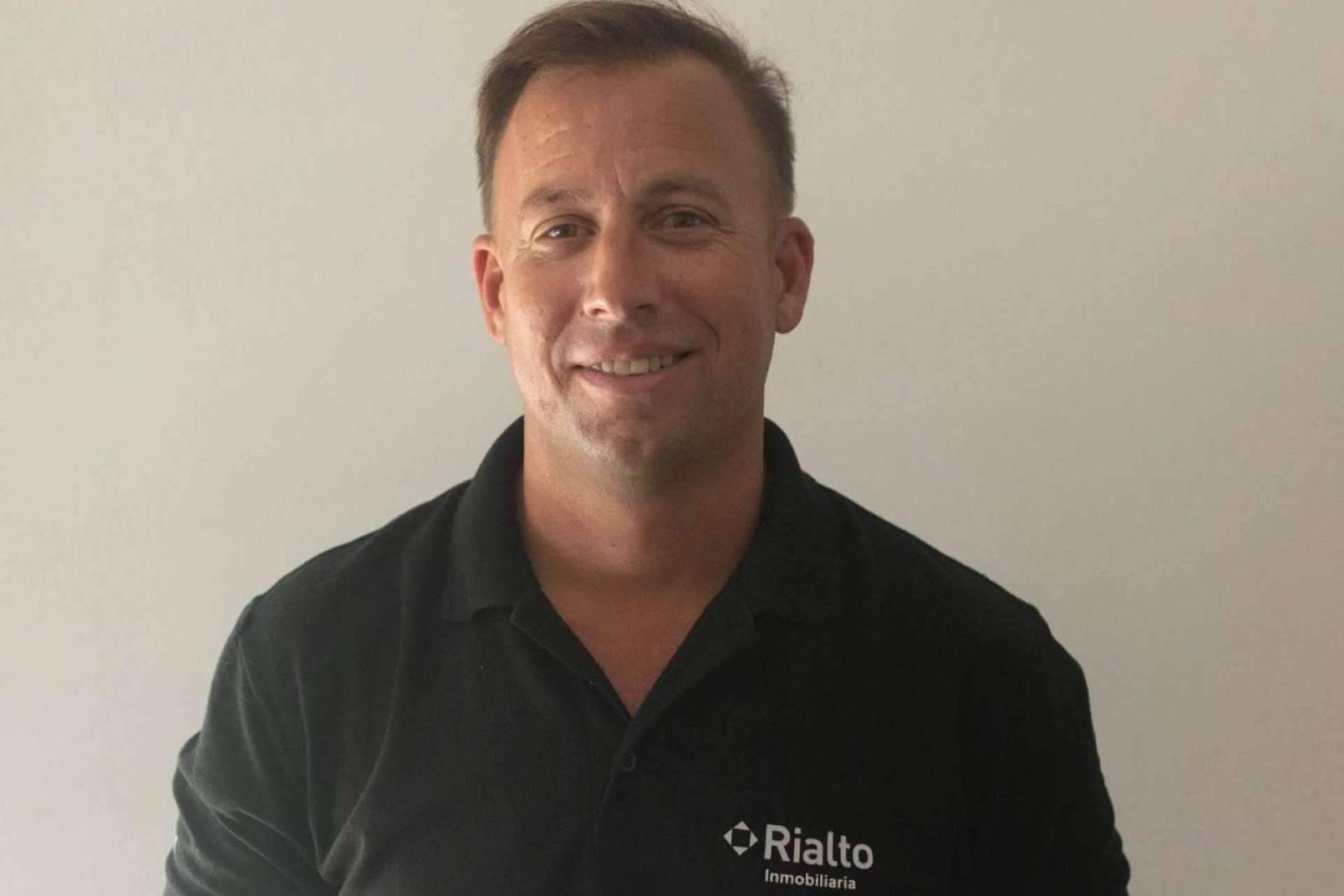 Los representantes de Rialto Inmobiliaria conceden una entrevista