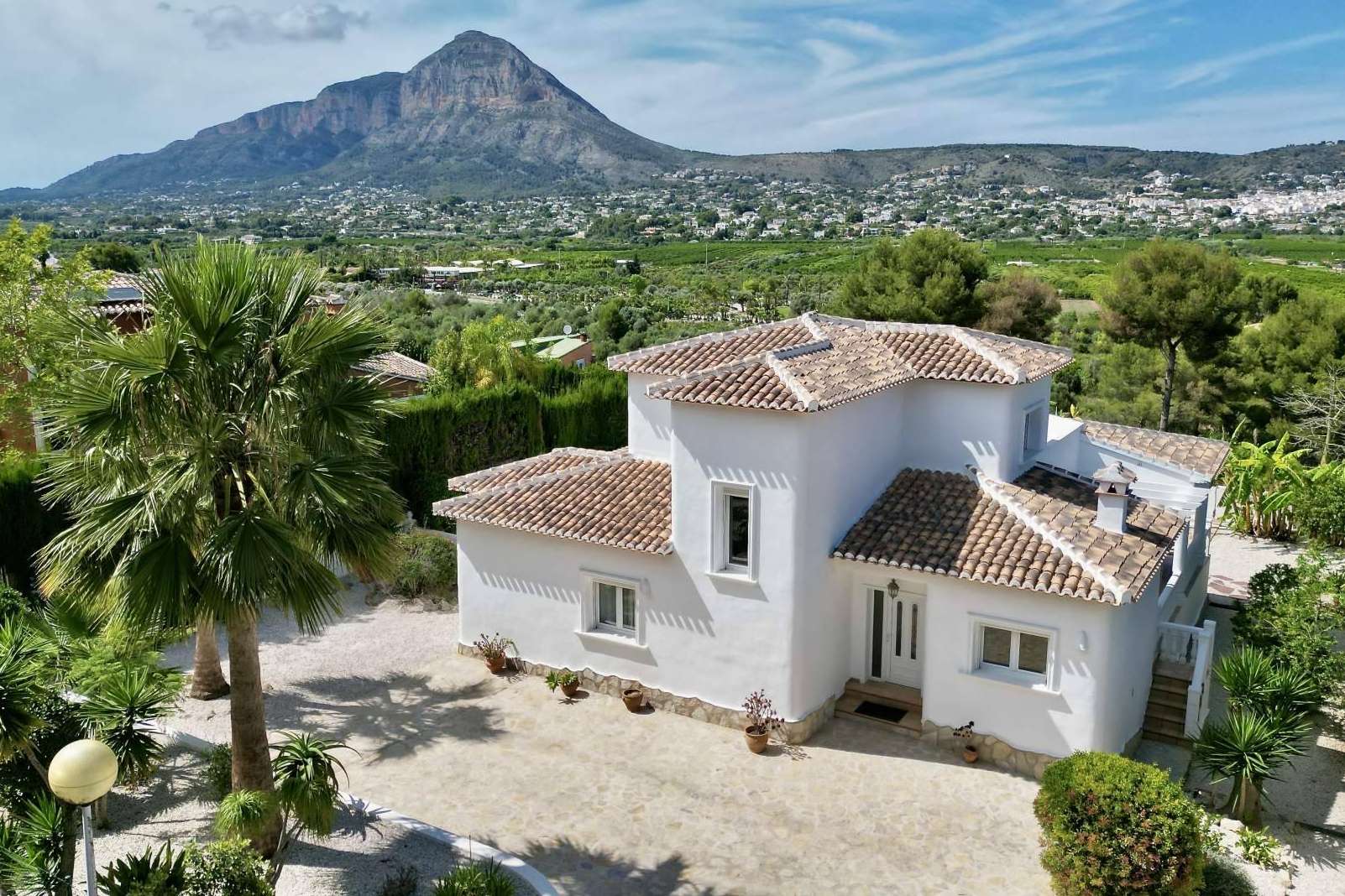 Villas y apartamentos en MG Villas Luxury Property