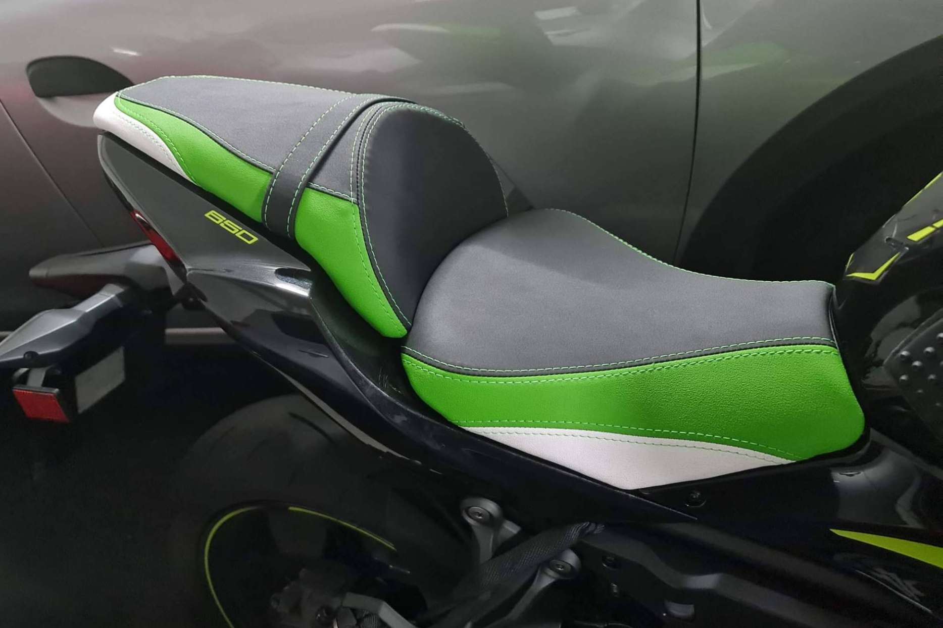 Transformación del asiento de moto con JM Fundas