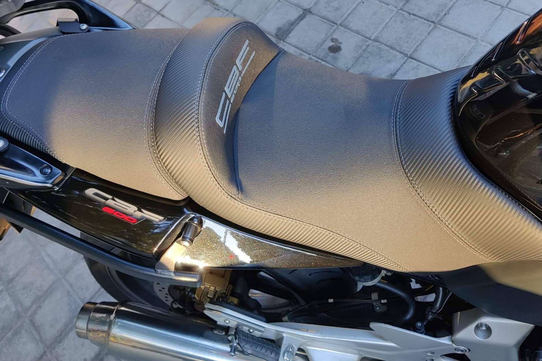 JM Fundas brinda asientos más cómodos para viajar en moto