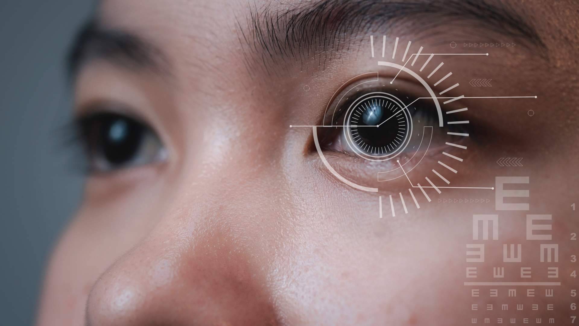 Cirugía de presbicia con láser para mejorar la visión y evitar la necesidad de usar gafas