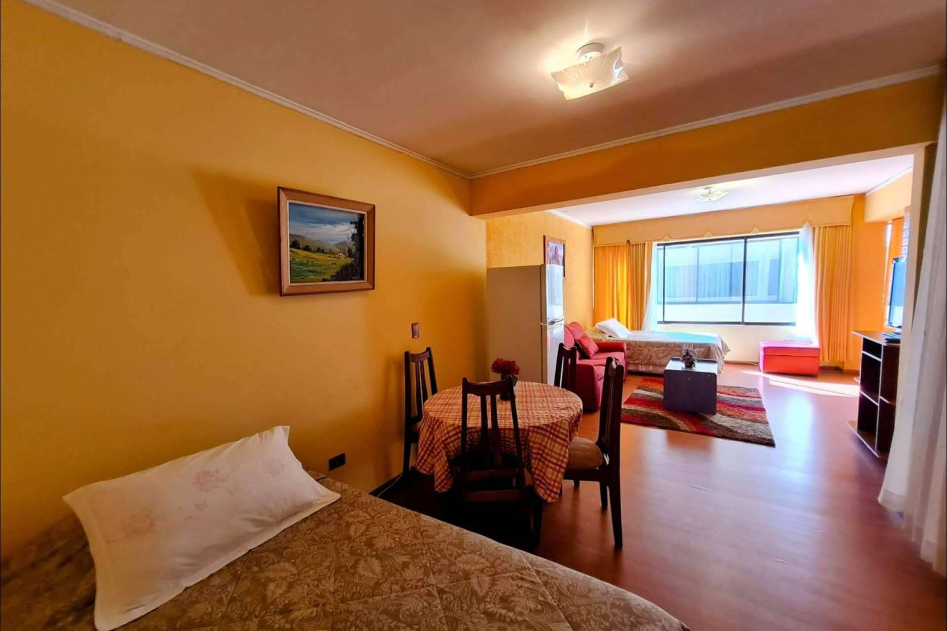 El Hotel Antofagasta Centro ofrece un alojamiento completo y cercano en la ciudad