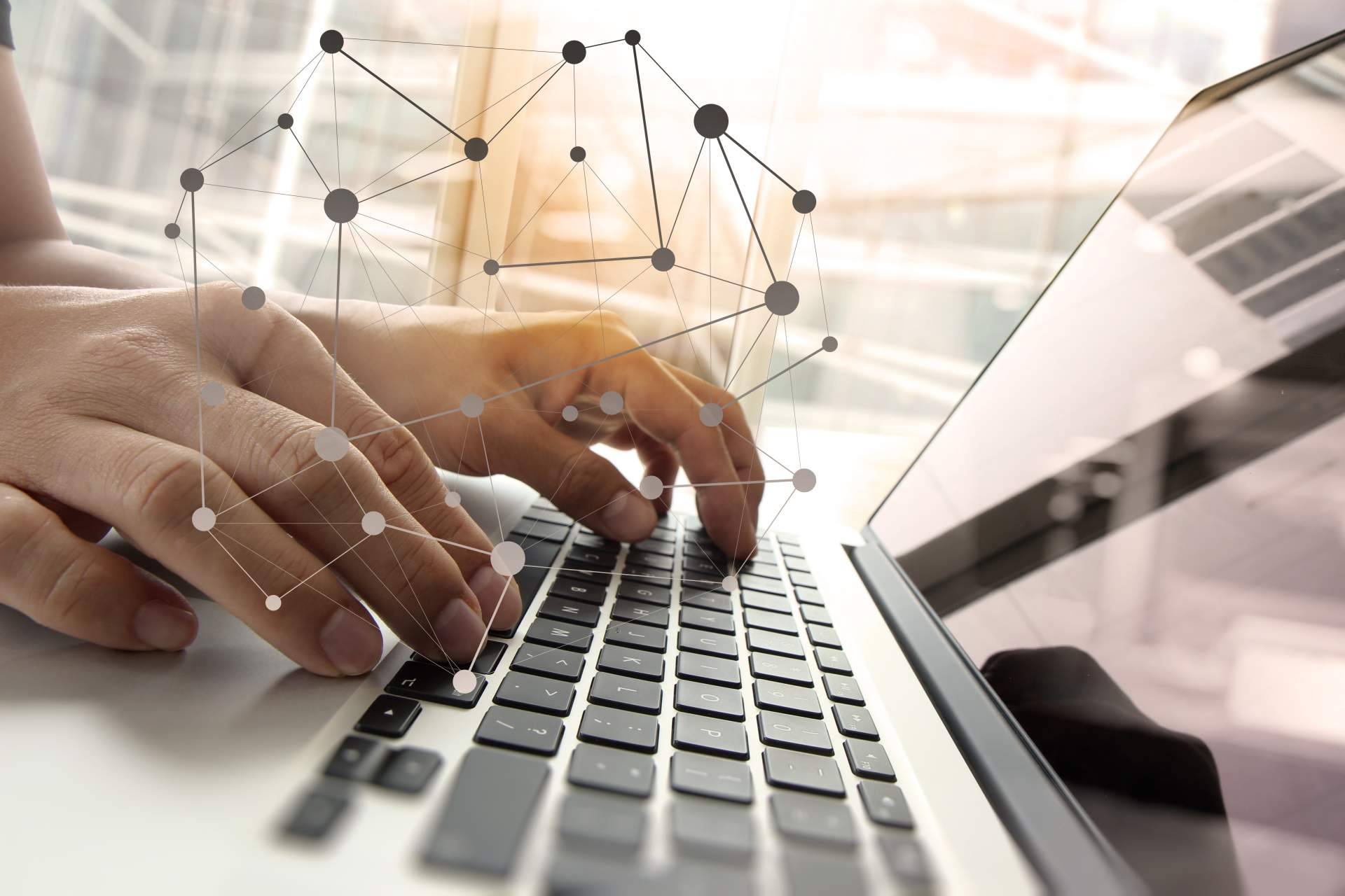 Cómo transformar propiedades en inversiones digitales con la plataforma LIVE4LIFE