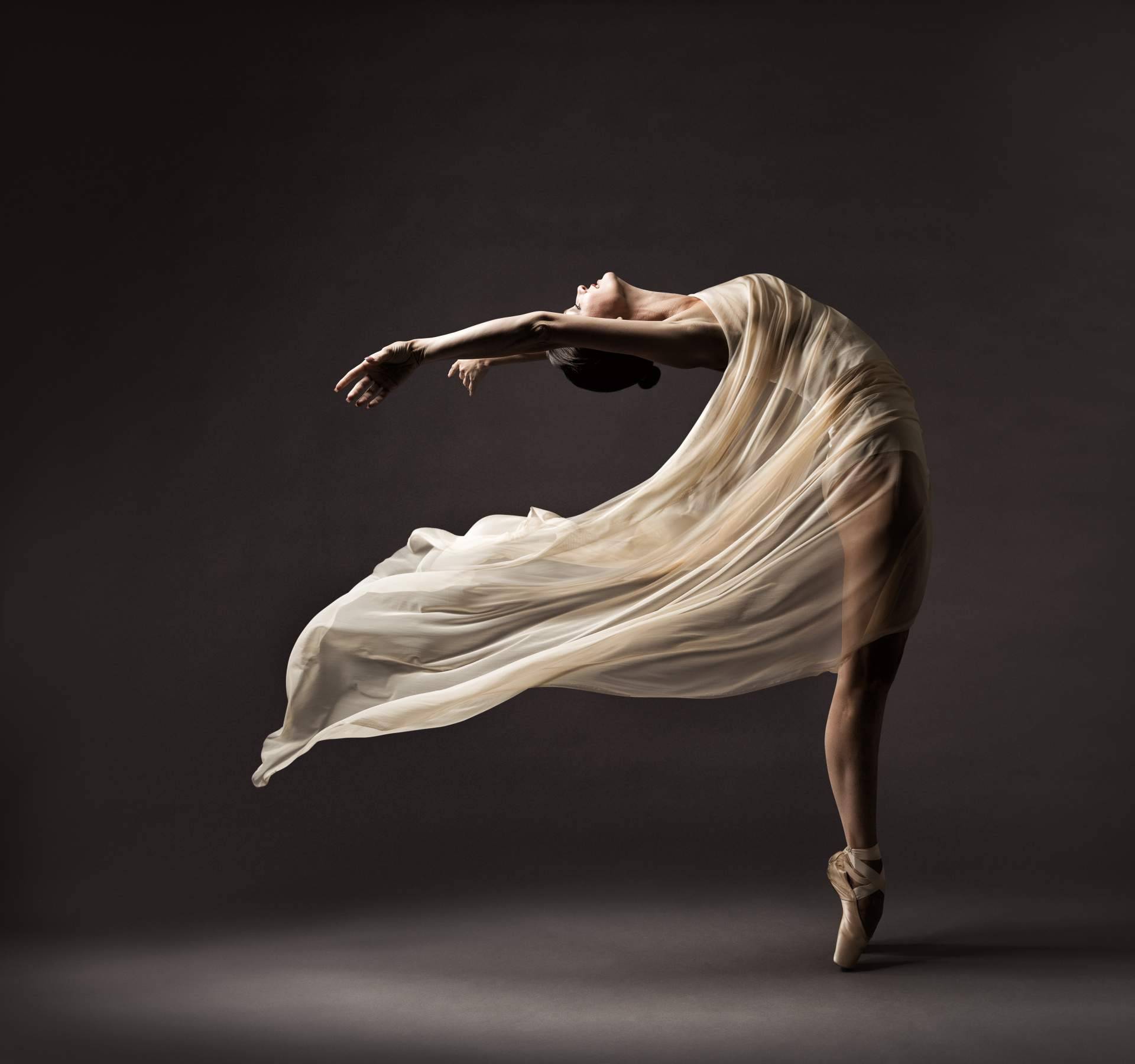 La conexión interior como base del movimiento, el enfoque de fitness ballet según Elena Marco