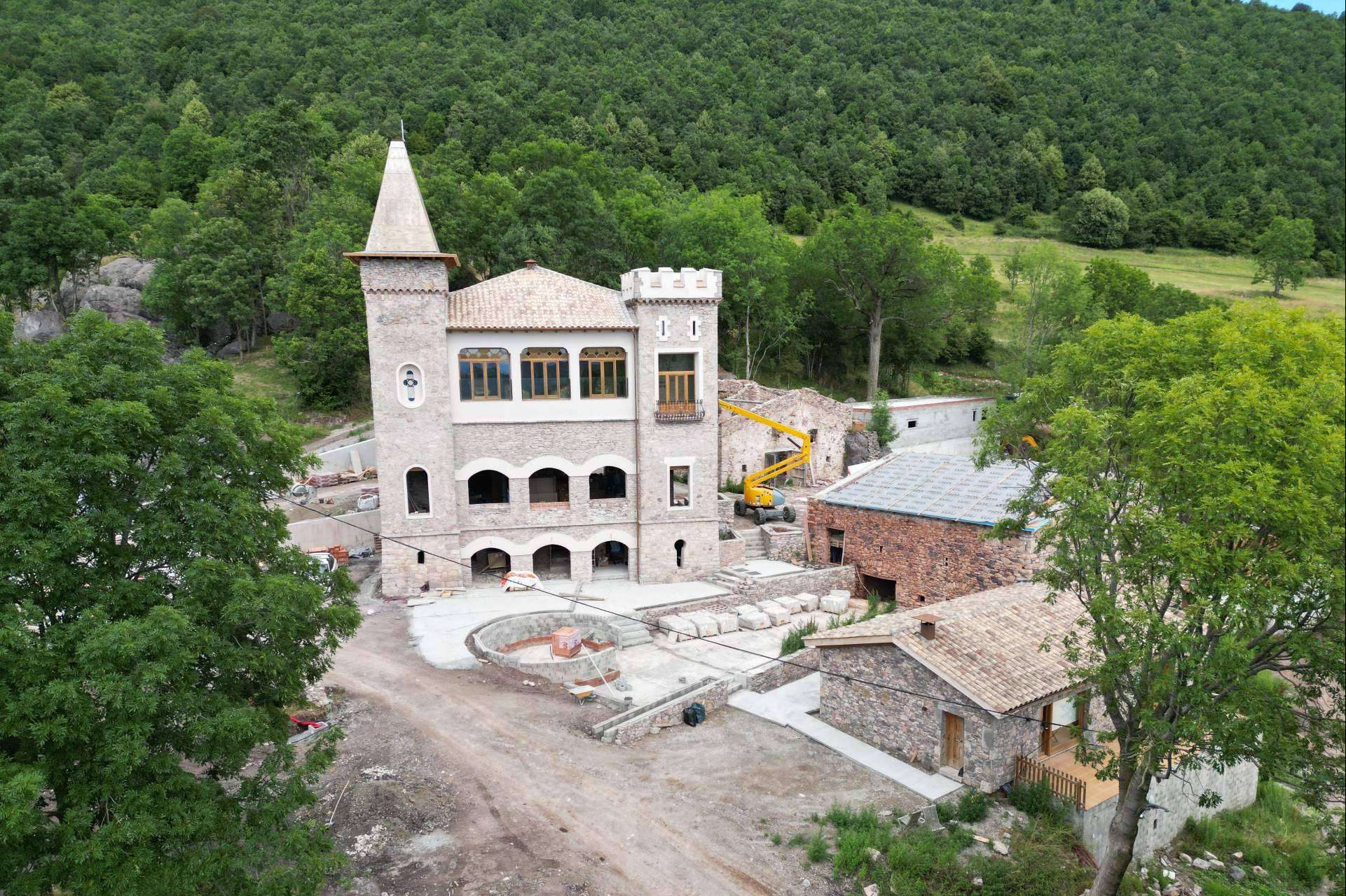 Pujadó Soler diseña Mas Pomer, turismo de alto standing en Camprodon