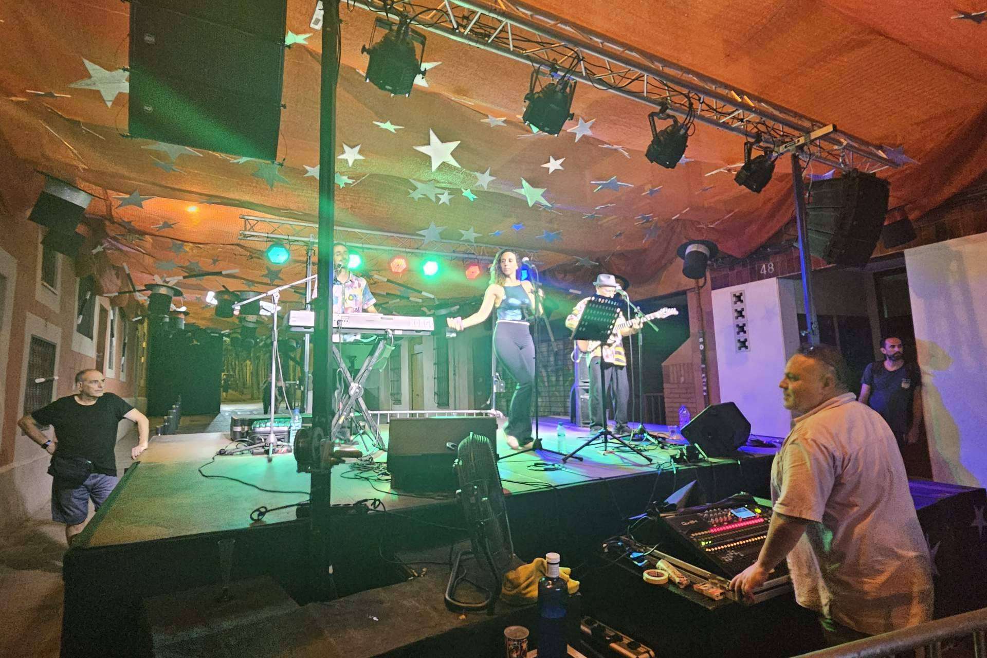 ASB Audiovisuals se consolida como referente en alquiler de equipos de sonido para fiestas populares en Barcelona