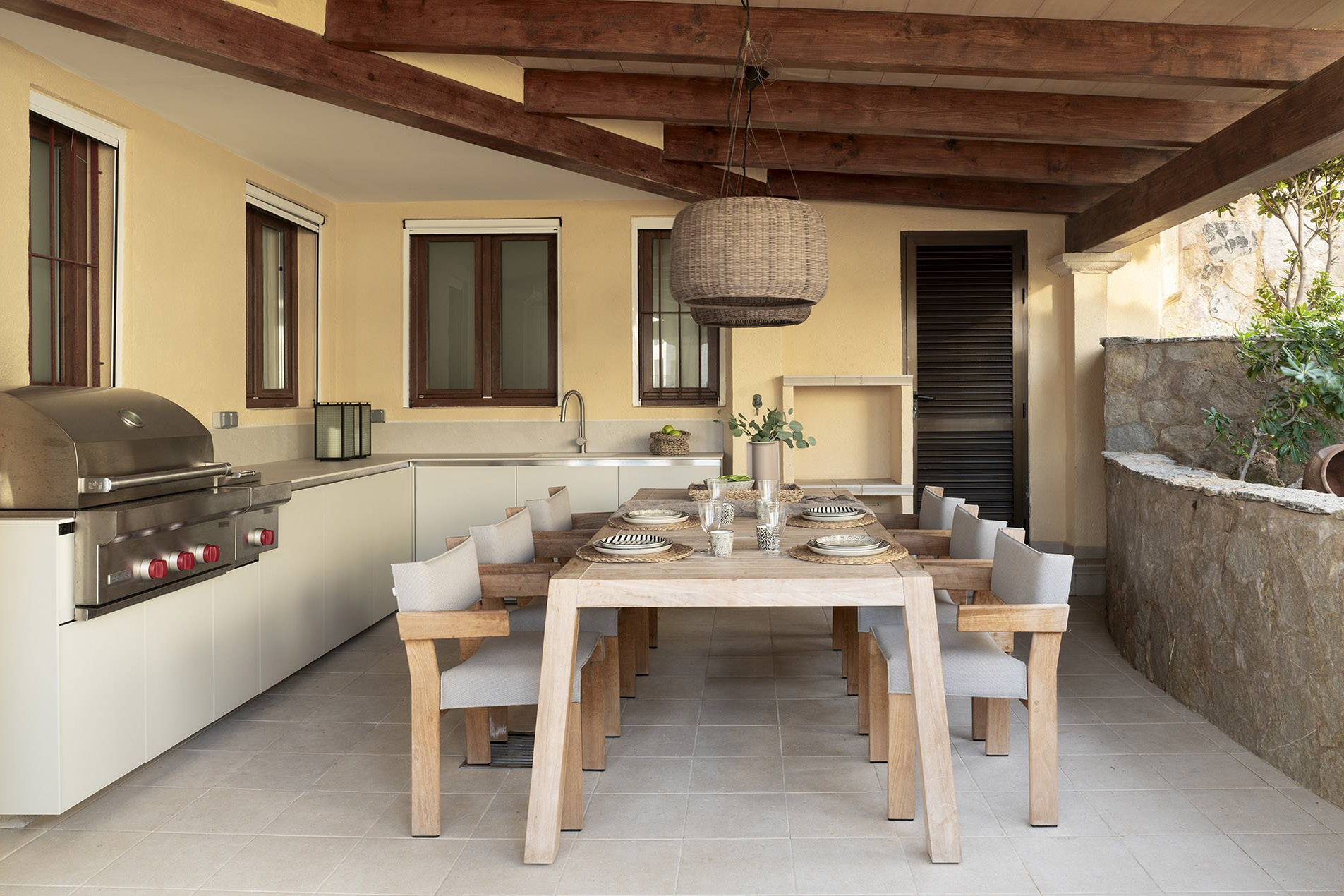Lovian Properties ofrece una experiencia inmobiliaria exclusiva en Santa Ponsa, Mallorca