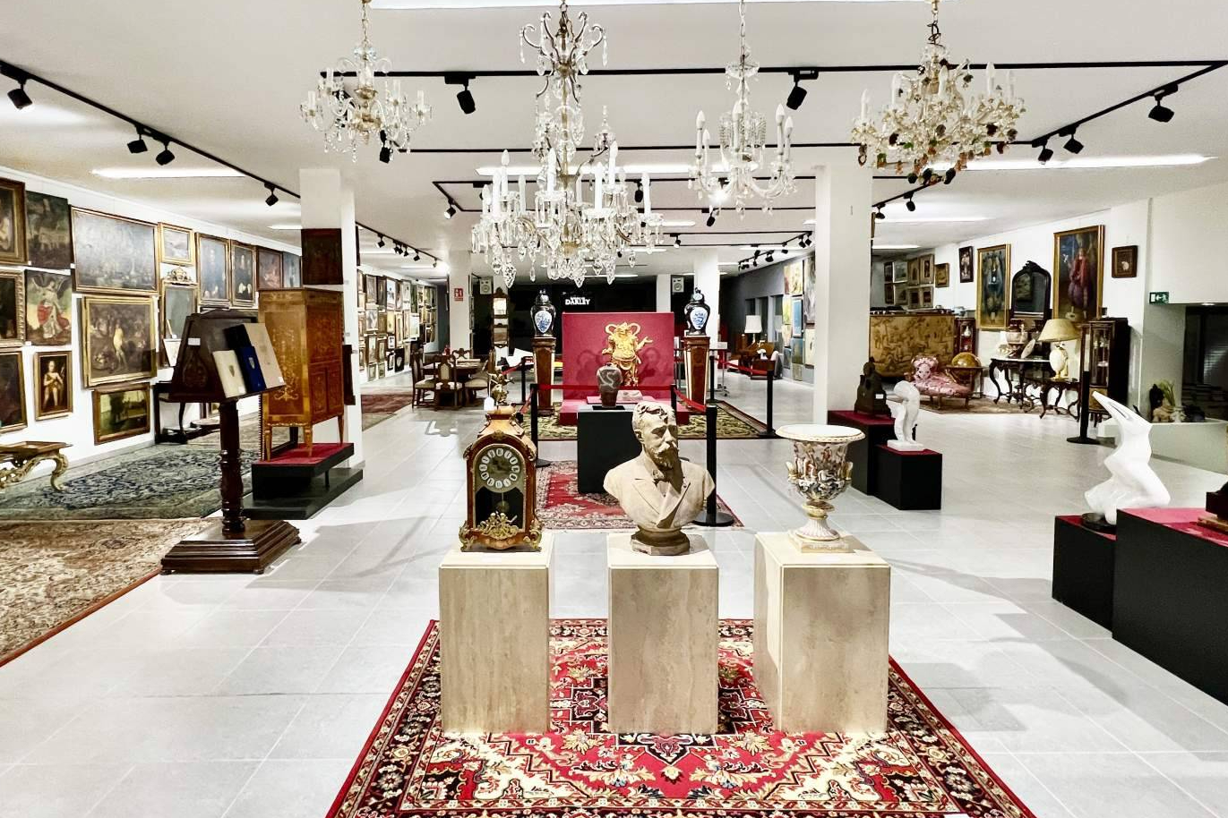 Subastas Darley organiza una nueva subasta con destacados lotes de arte oriental y antigüedades