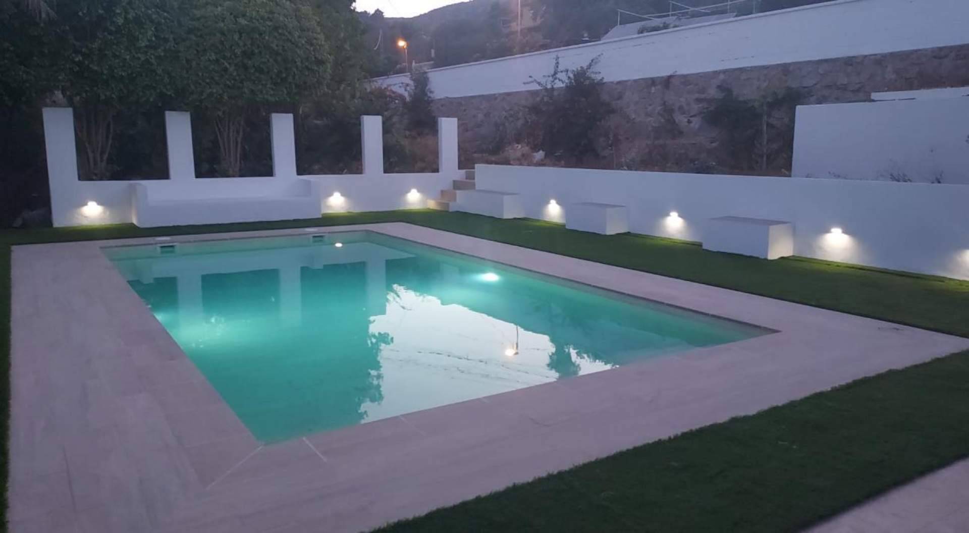 Piscinas Castellón revoluciona el sector; piscinas a medida y piscinas elevadas