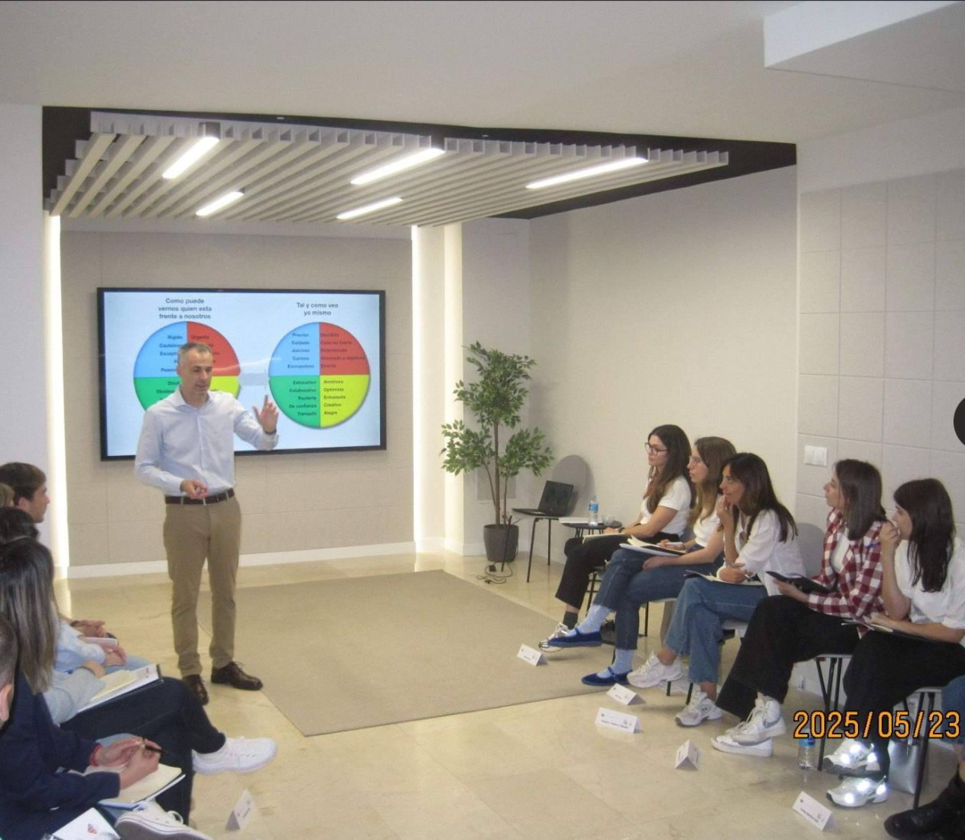 Eneas Consultores integra consultoría de recursos humanos y formación para impulsar equipos más sólidos