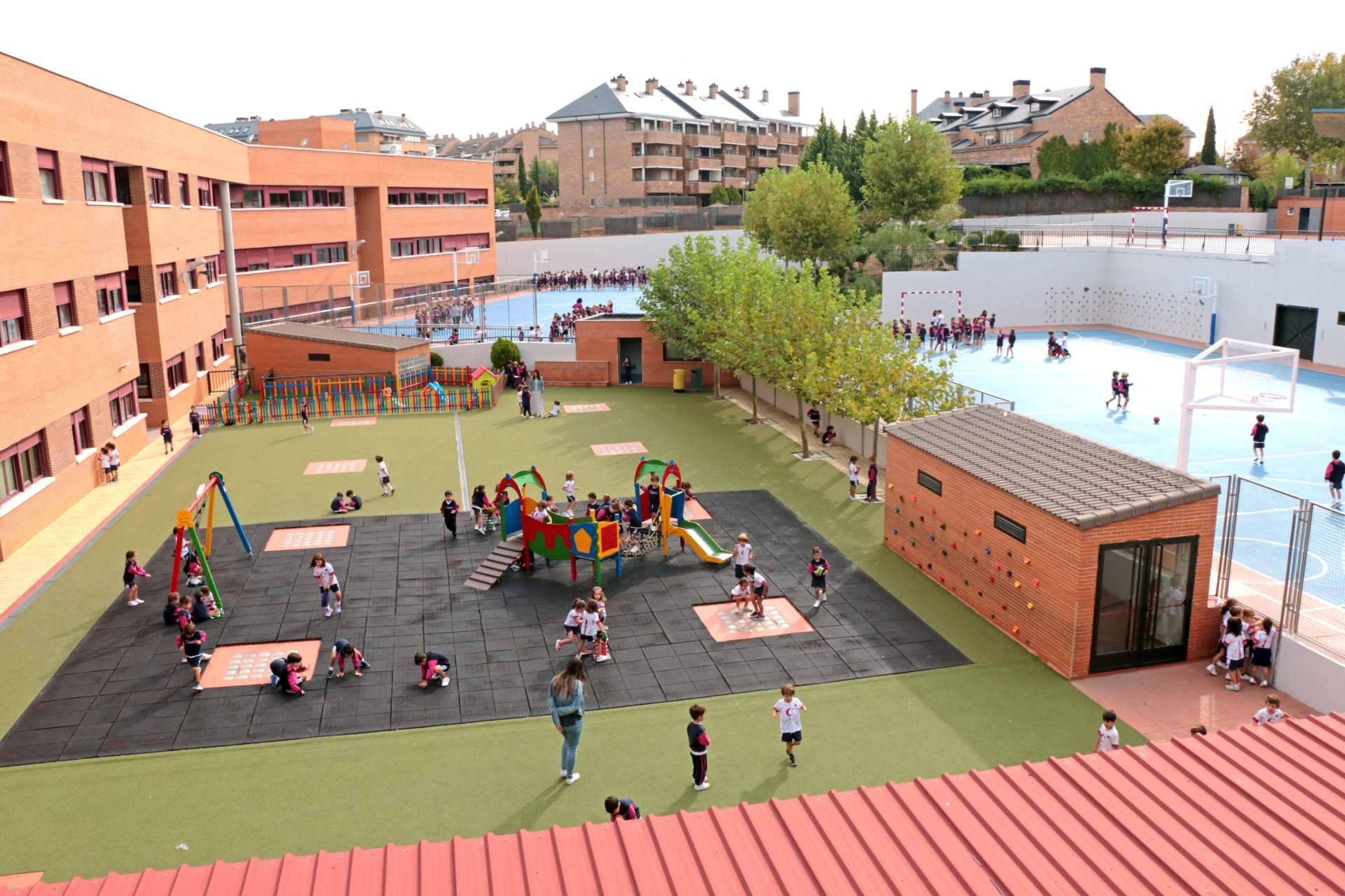 Casvi Boadilla consolida su modelo; educación concertada con recursos e innovación de un centro privado
