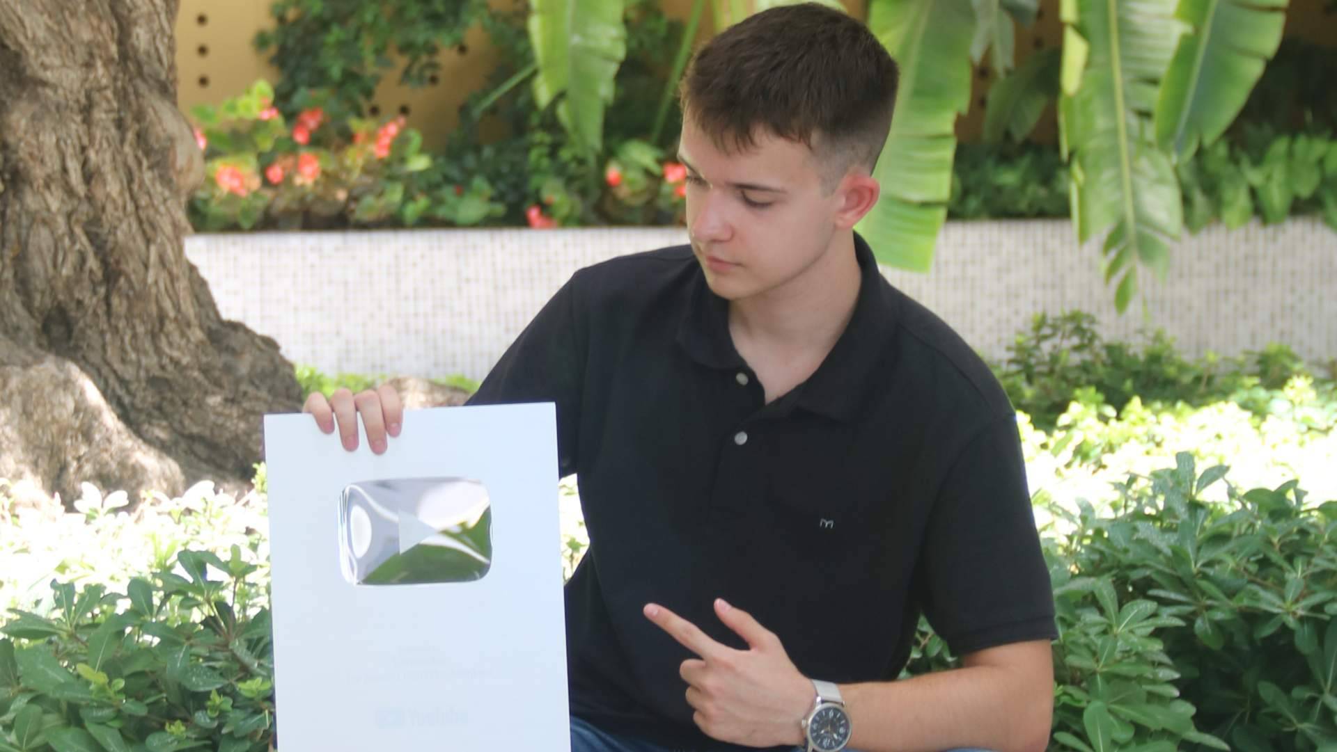 Destacar en el entorno digital con 20 años como experto en YouTube; el caso de Javier Limonchi