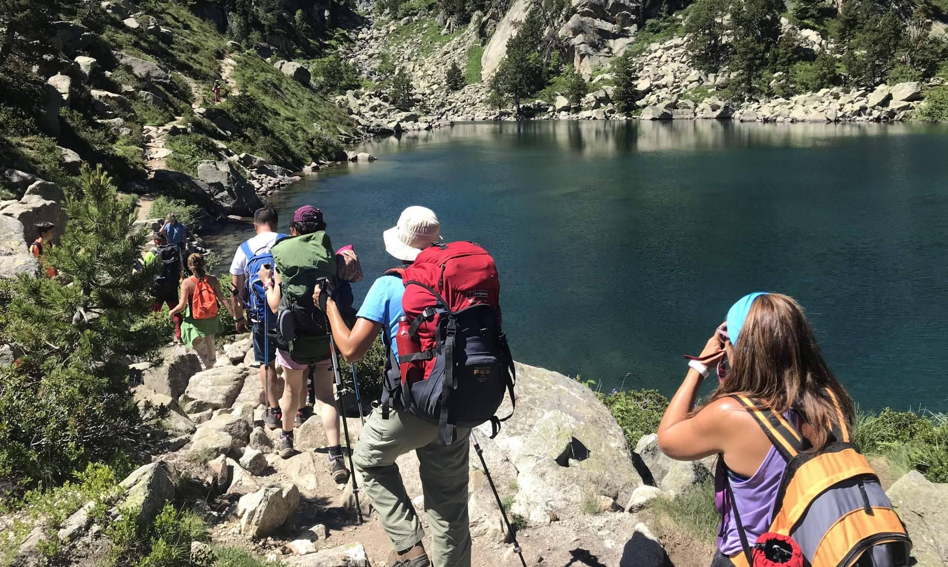 Vacaciones activas en familia en plena naturaleza