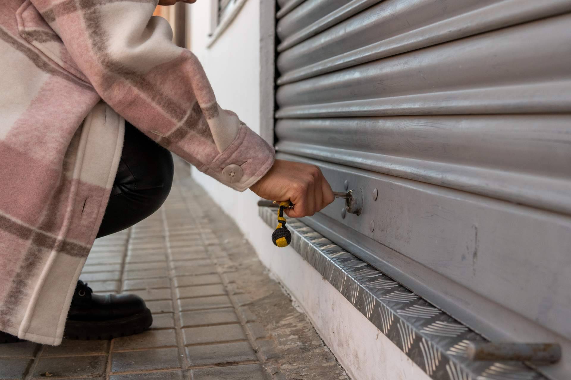 Reparaciones García ofrece servicios de reparación de persianas en Alicante, Málaga y Valencia