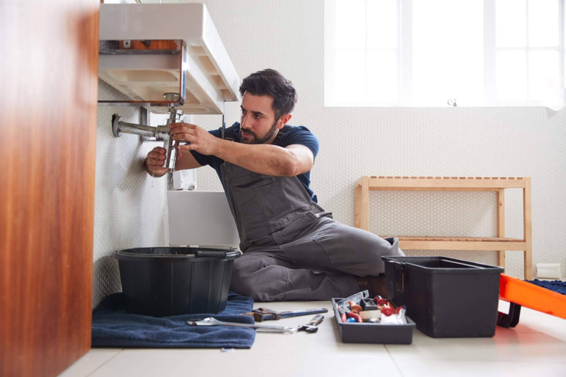 Reparaciones González amplía su cobertura de fontaneros en Málaga 24 horas