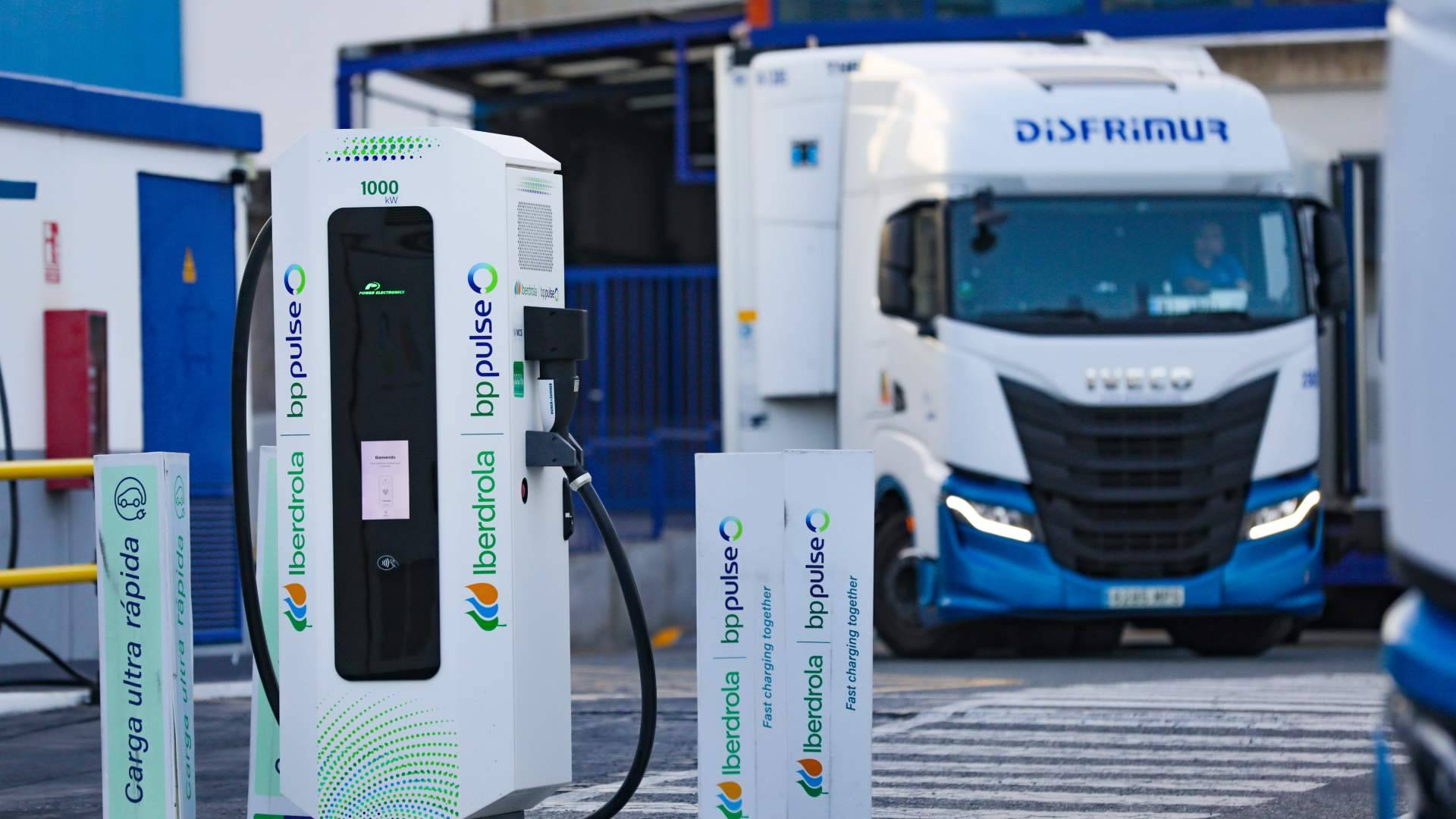 La electrificación de flotas logísticas como activo estratégico para optimizar costes operativos