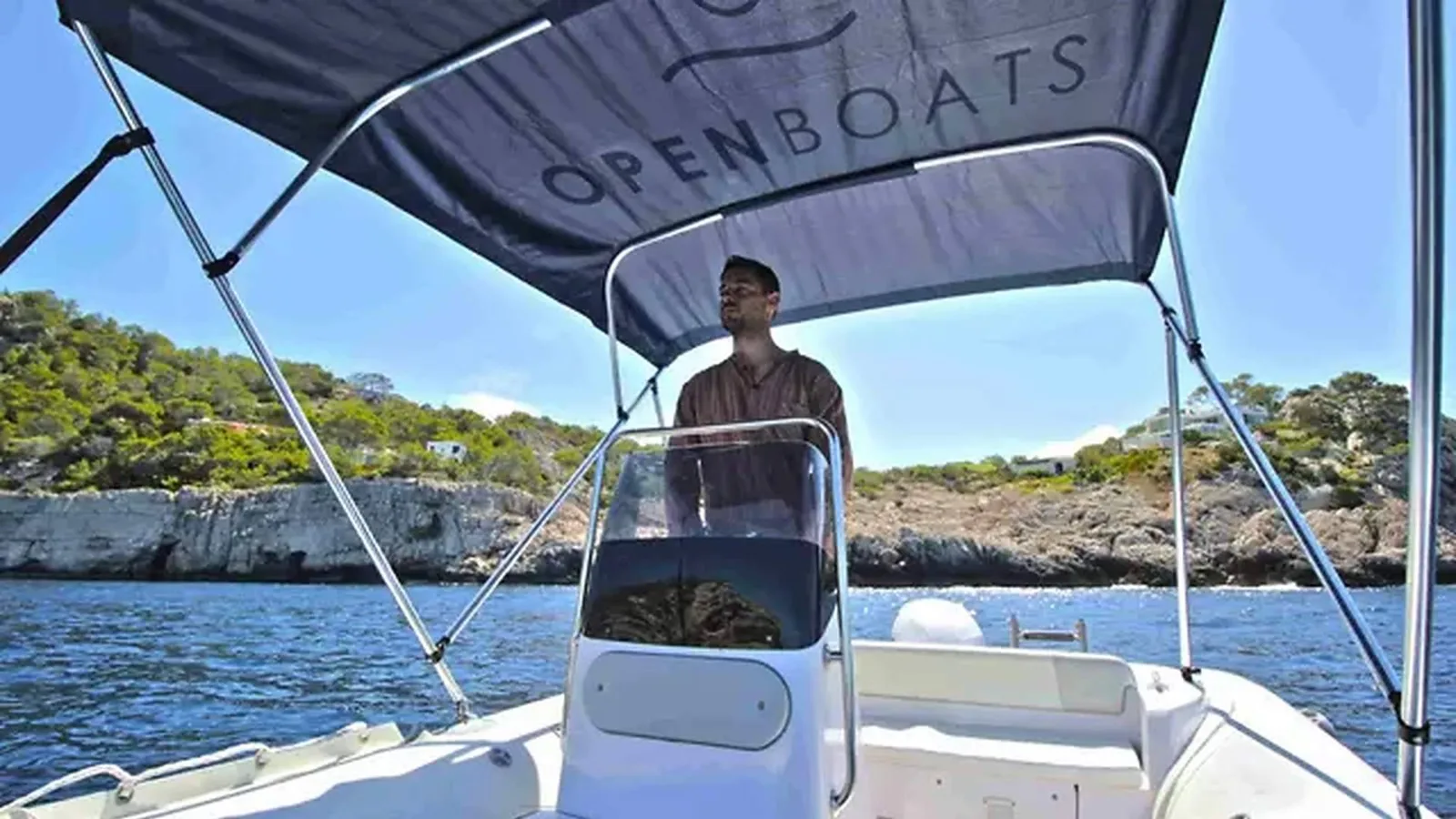 Open Boats ofrece las claves para disfrutar con seguridad del eclipse total de Sol desde el mar en Ibiza